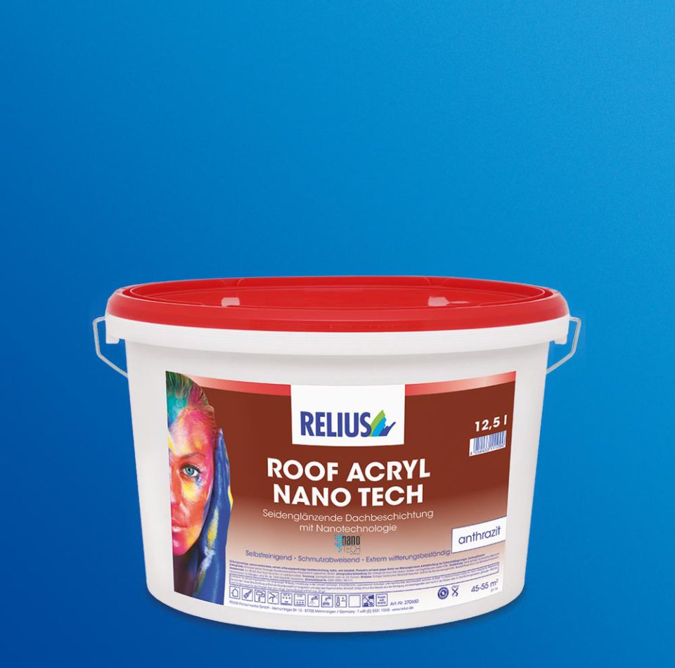 Farbeimer mit Dachfarbe